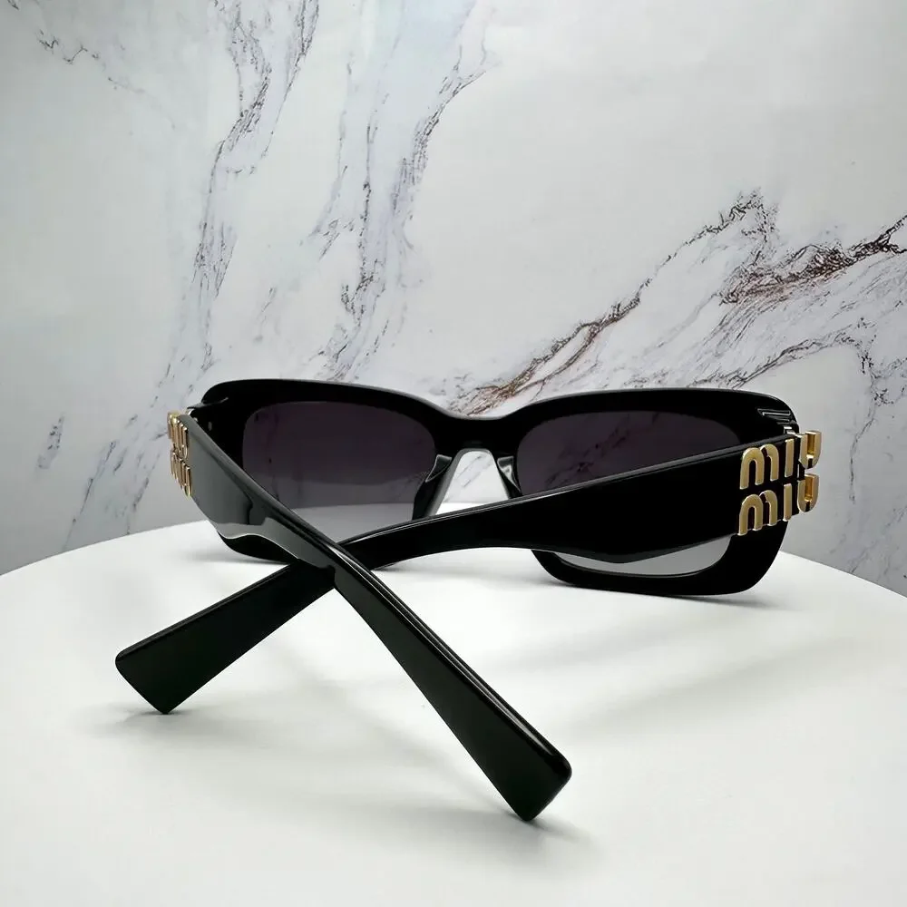 New MIU MIU Sunglasses - Picture 14 of 16